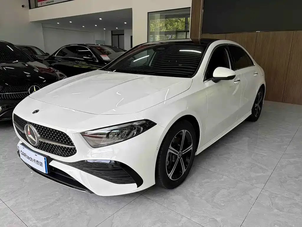 Mercedes-Benz A-Class — фото 1