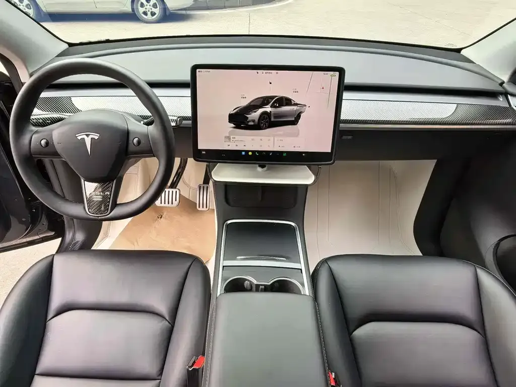 Tesla Model Y — фото 4