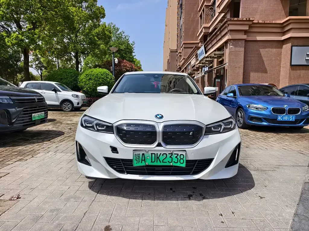 BMW i3 — фото 10