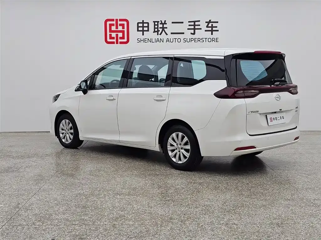 GAC Motor Trumpchi M6 — фото 10