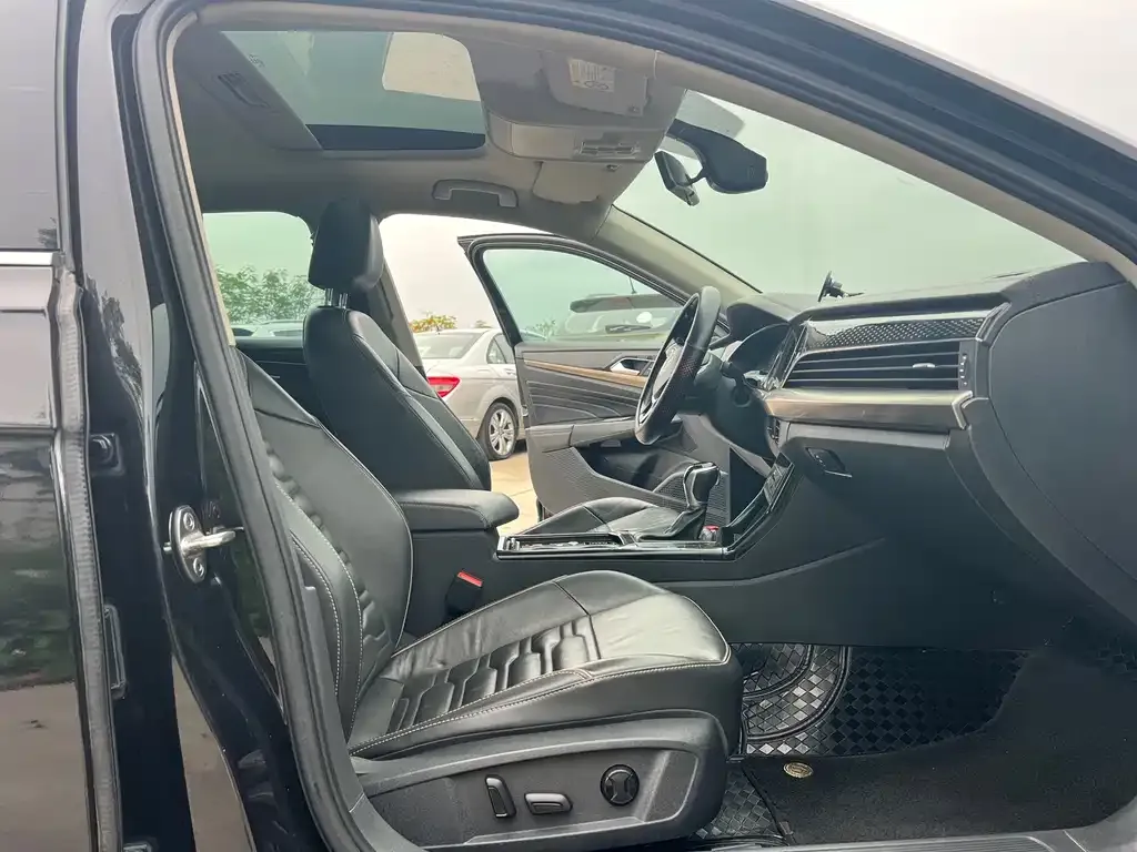 Volkswagen Passat — фото 3