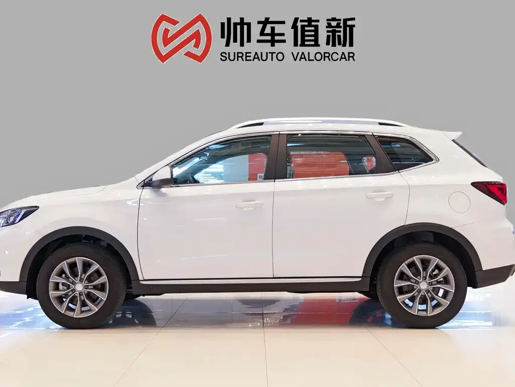 Roewe RX5 — фото 6