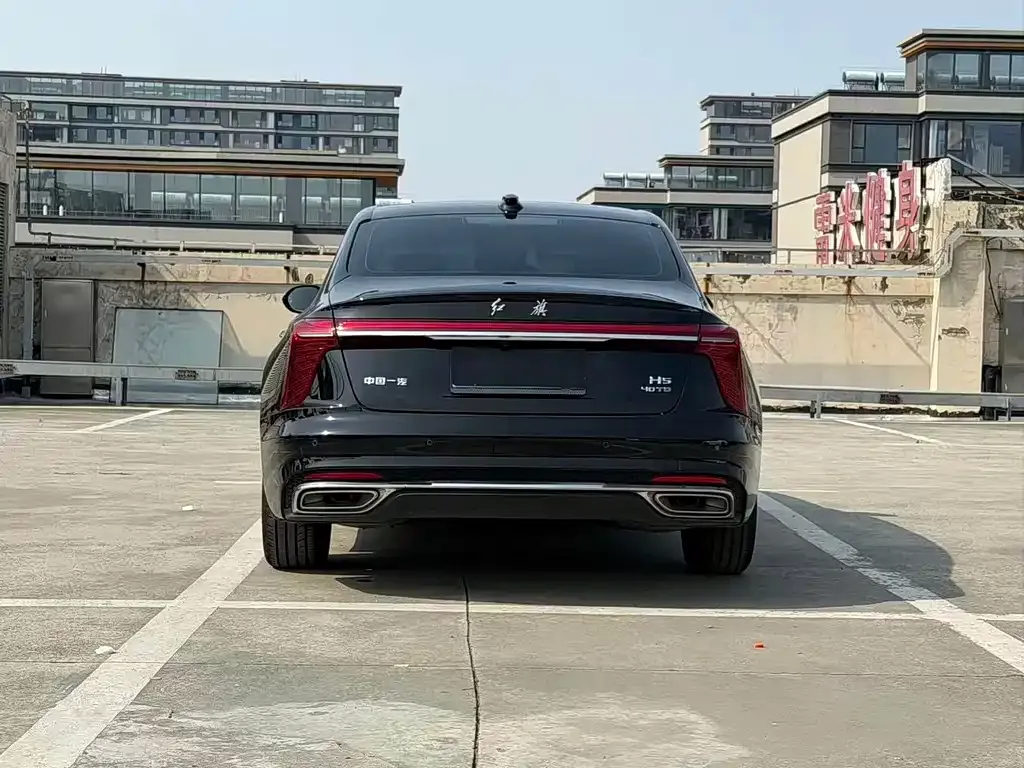 Hongqi H5 — фото 2