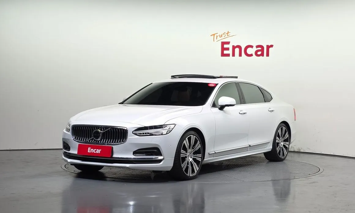 Volvo S90 — фото 1
