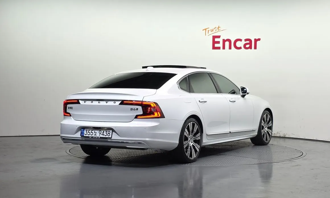 Volvo S90 — фото 10