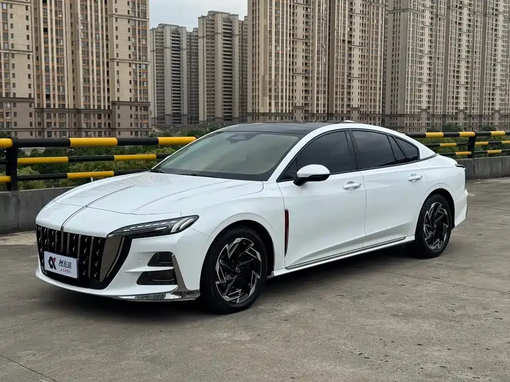 Hongqi H6 — фото 1