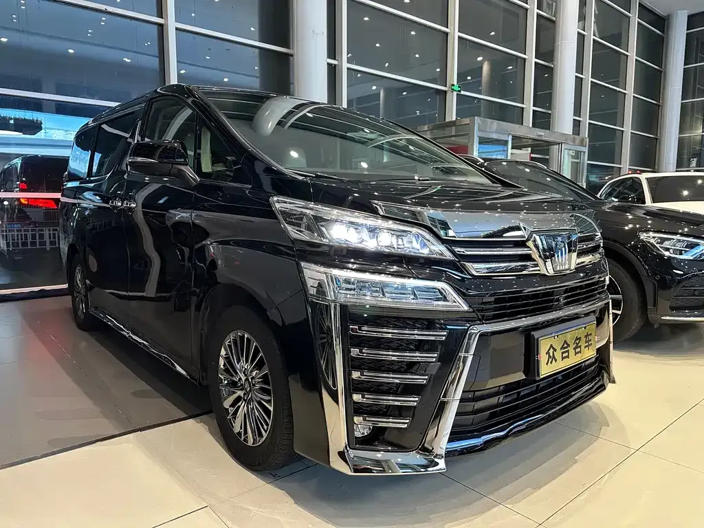 Toyota Vellfire — фото 5