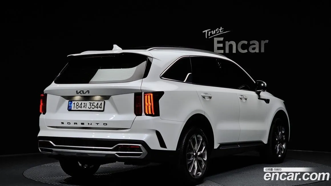 Kia Sorento — фото 2