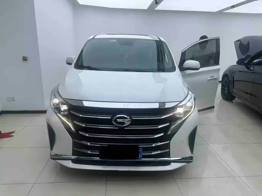 GAC Motor Trumpchi M8 — фото 1