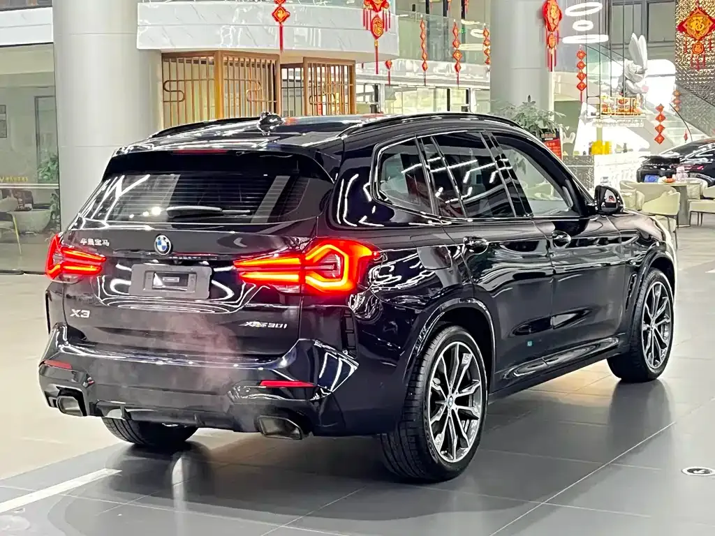 BMW X3 — фото 8