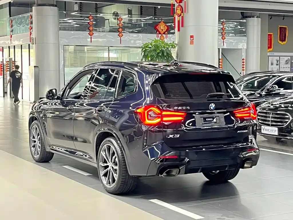 BMW X3 — фото 9