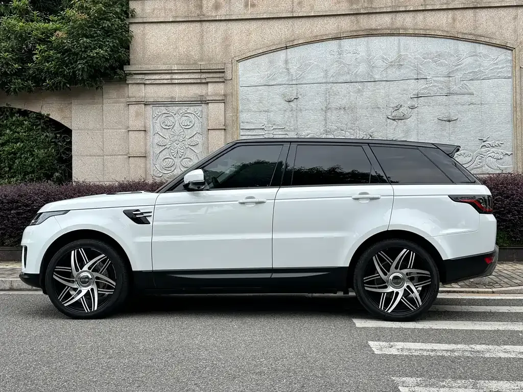 Land Rover Sport — фото 10