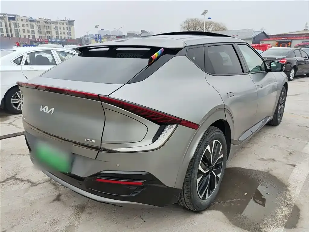Kia EV6 — фото 9