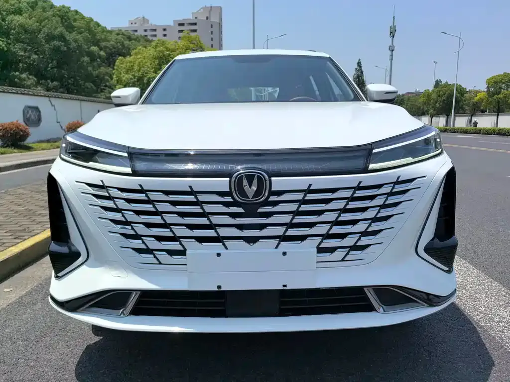 Changan CS75PLUS — фото 6