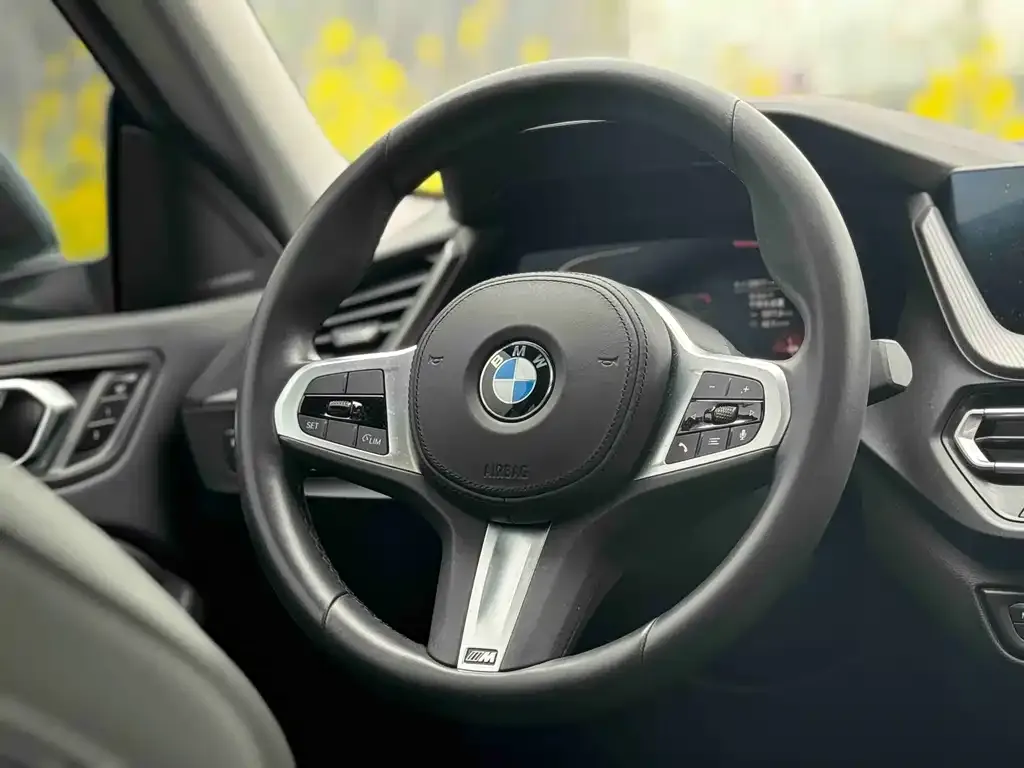 BMW 2 Series (Import) — фото 2