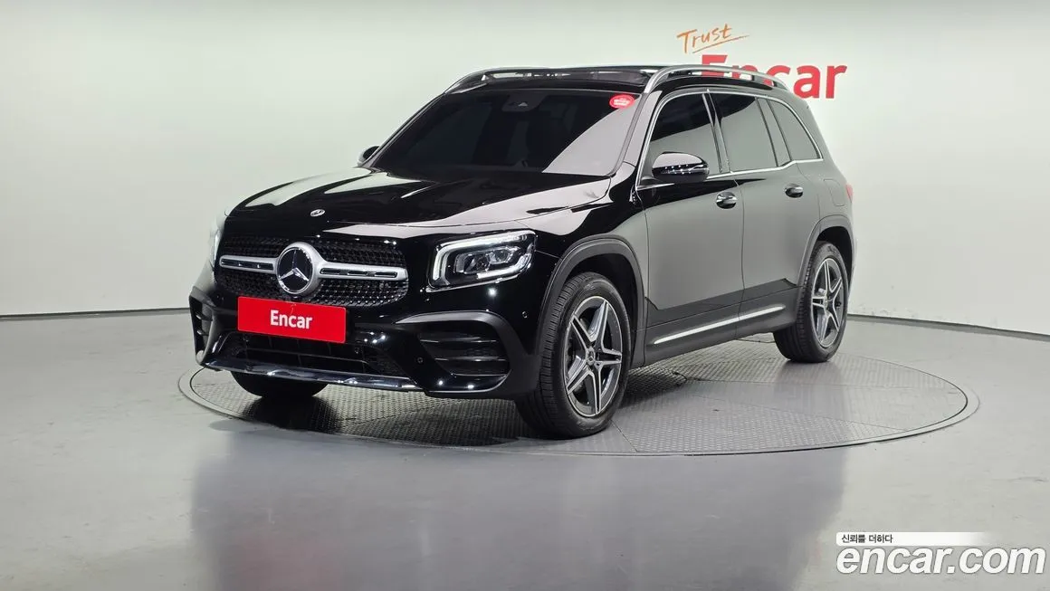 Mercedes-Benz GLB-Class — фото 1