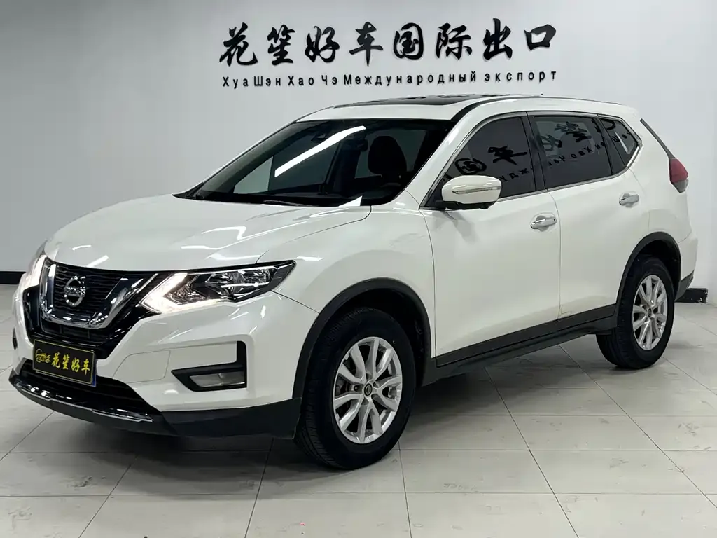 Nissan X-Trail — фото 1