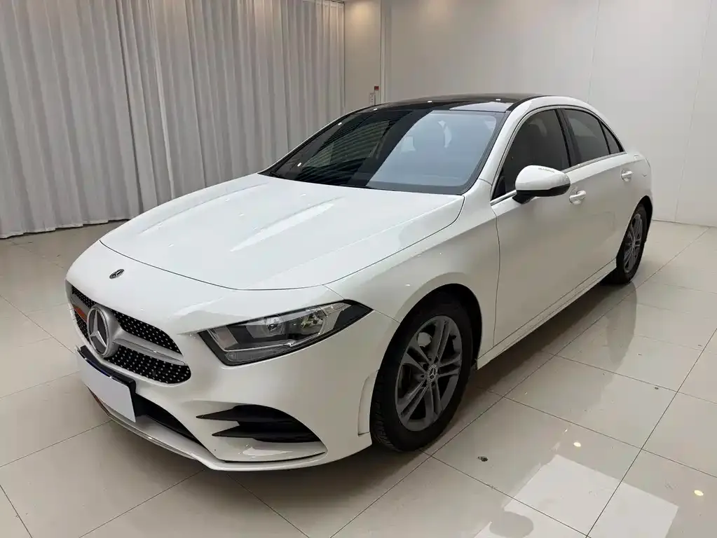 Mercedes-Benz A-Class — фото 1