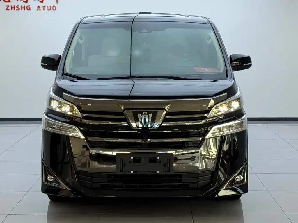 Toyota Vellfire — фото 5