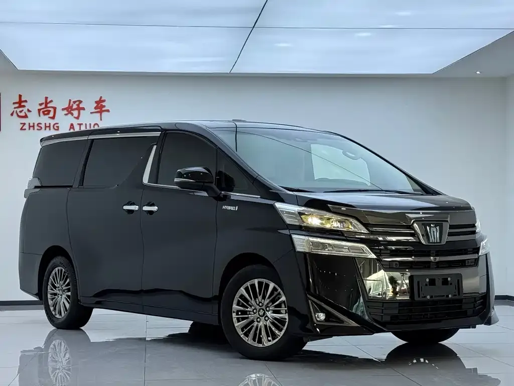 Toyota Vellfire — фото 4