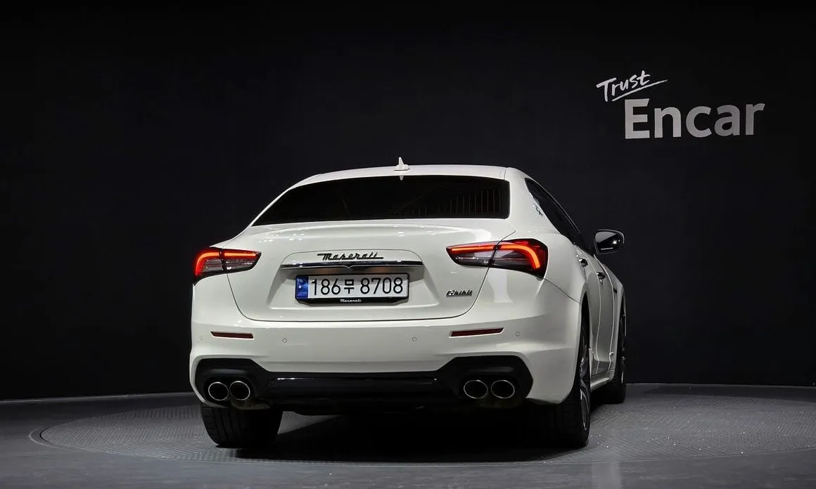 Maserati Ghibli — фото 4