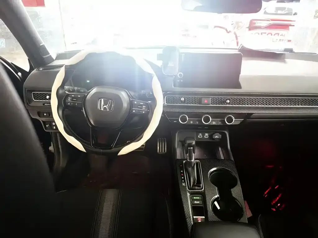Honda Civic — фото 3