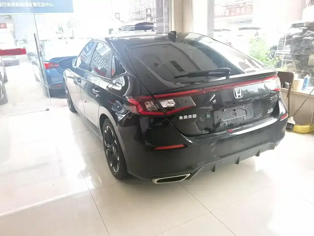 Honda Civic — фото 5