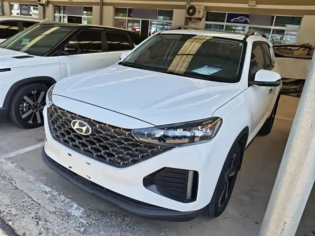 Hyundai ix35 — фото 1