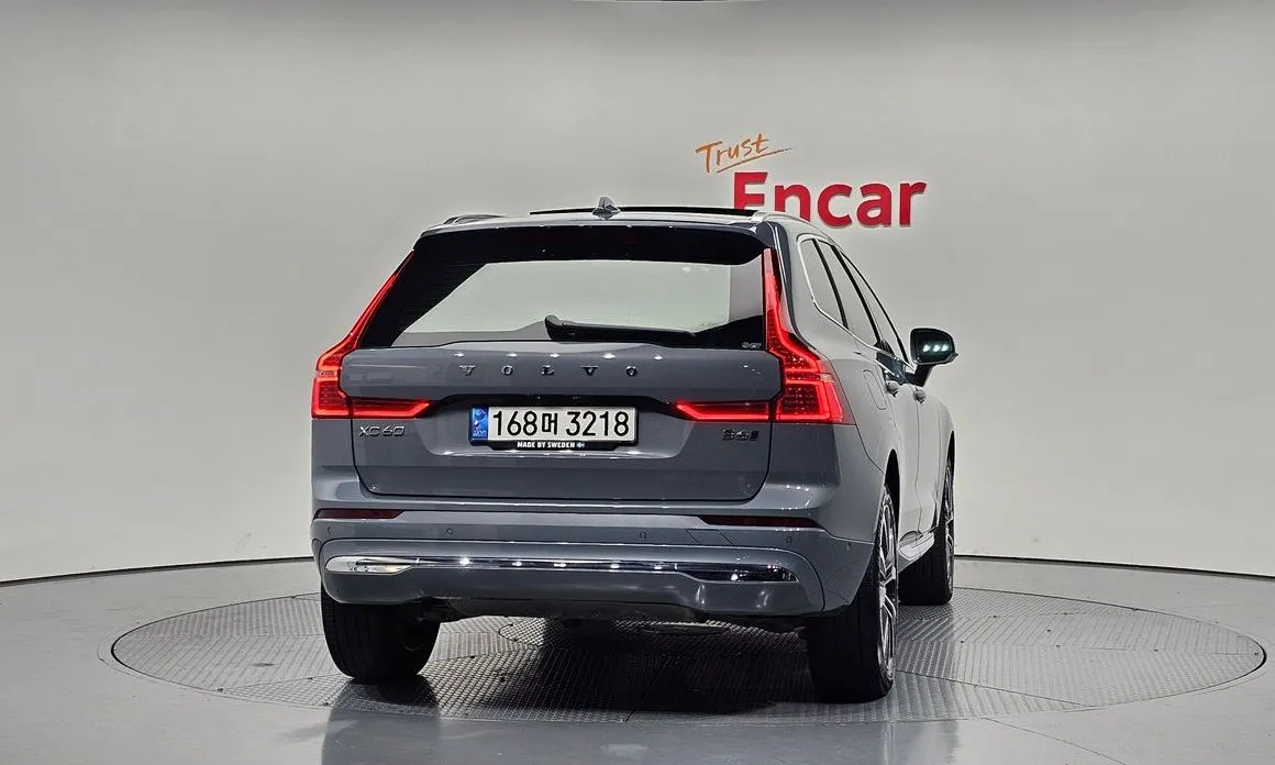 Volvo XC60 — фото 4