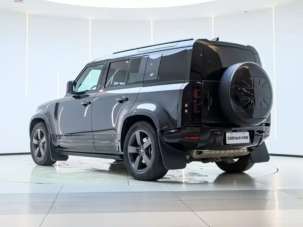 Land Rover Defender — фото 9