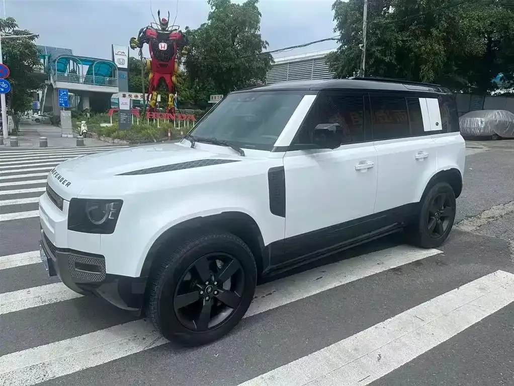 Land Rover Defender — фото 1