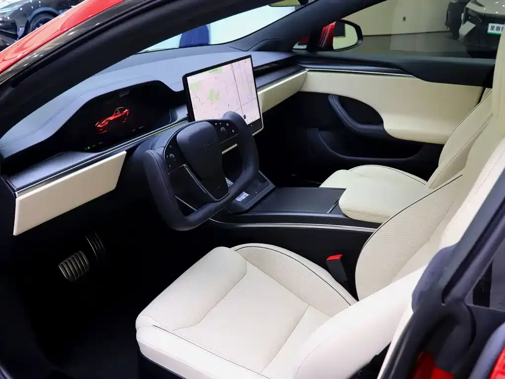 Tesla Model S — фото 5