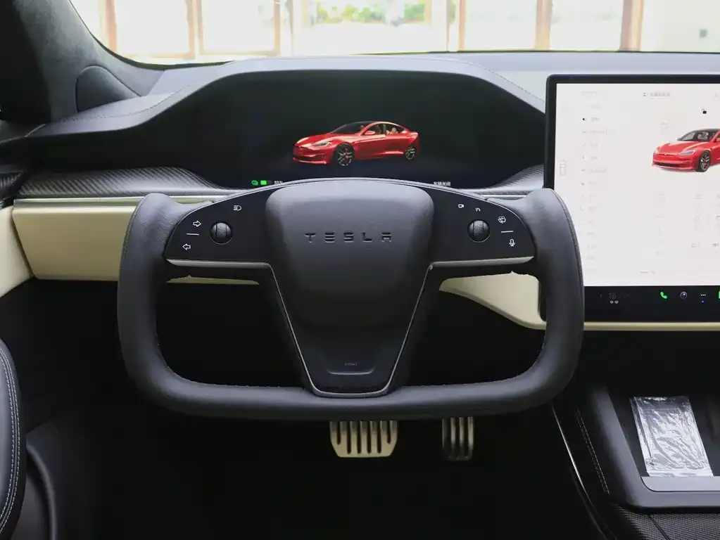 Tesla Model S — фото 9