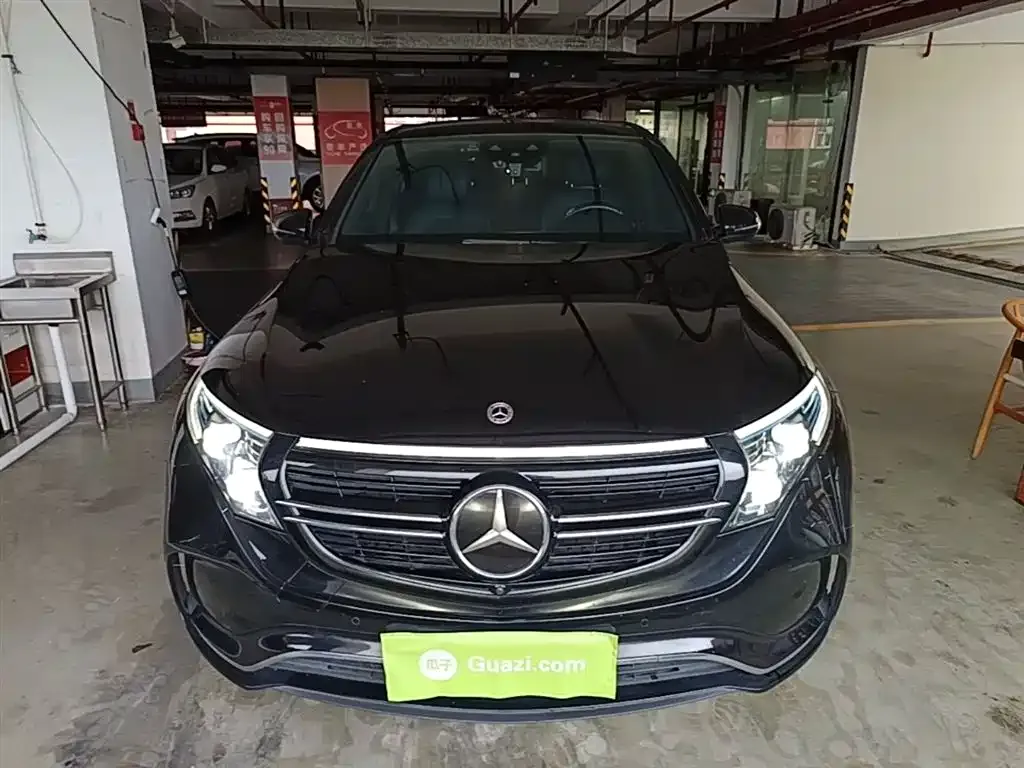 Mercedes-Benz EQC — фото 5