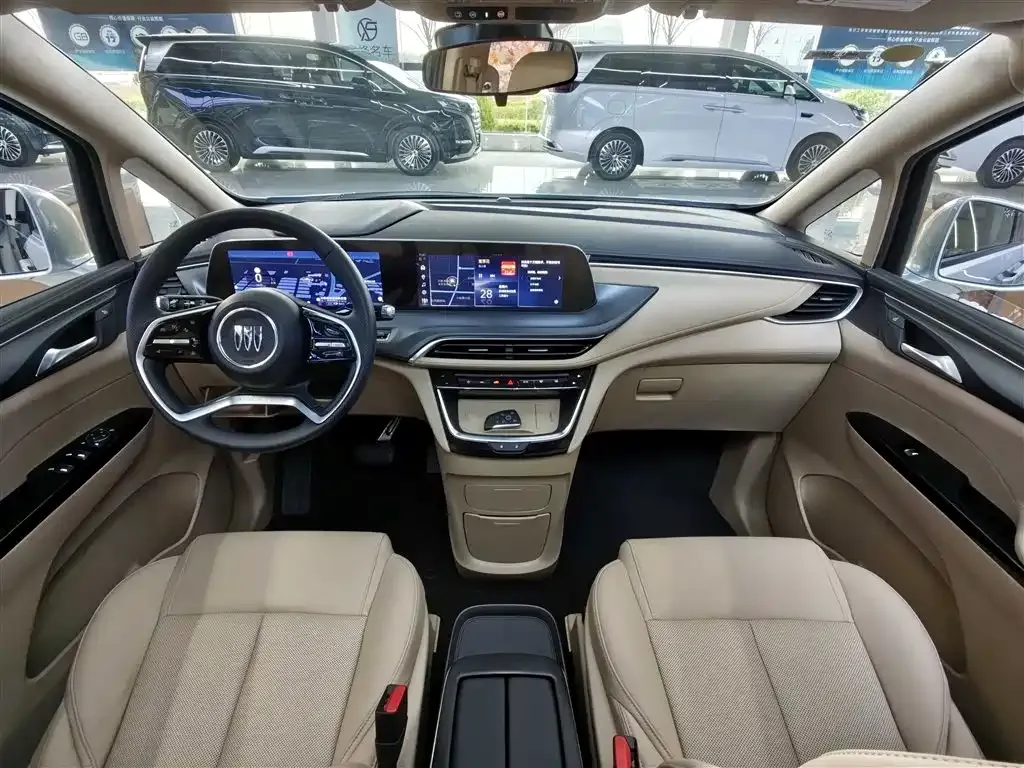 Buick GL8 Hybrid — фото 4