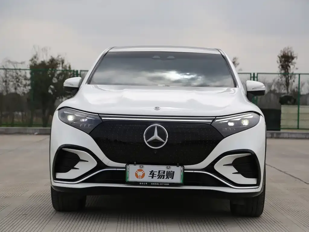 Mercedes-Benz EQS SUV — фото 6