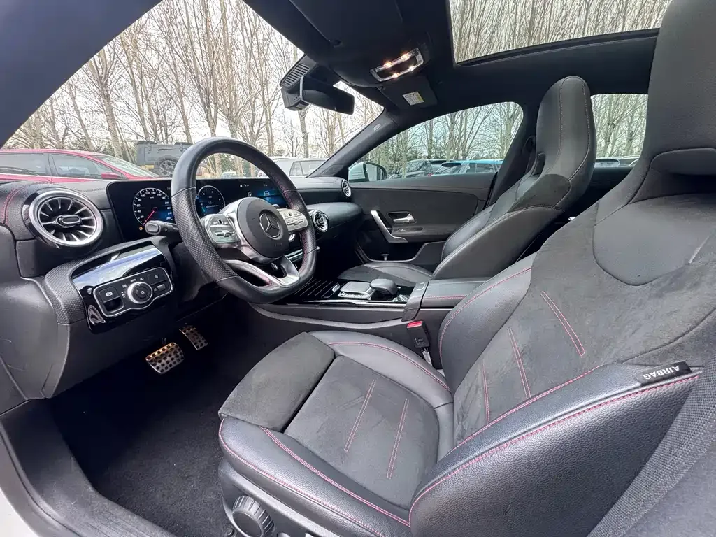 Mercedes-Benz CLA (Import) — фото 9