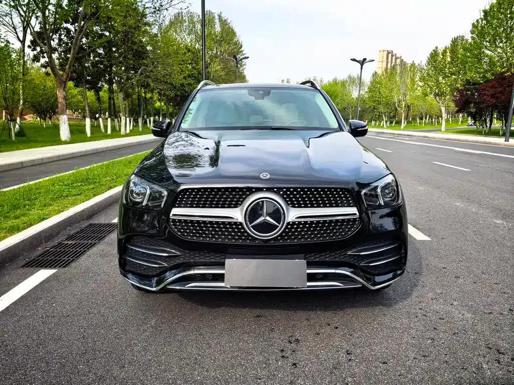 Mercedes-Benz GLE — фото 10