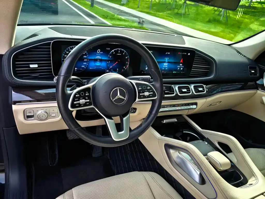 Mercedes-Benz GLE — фото 4
