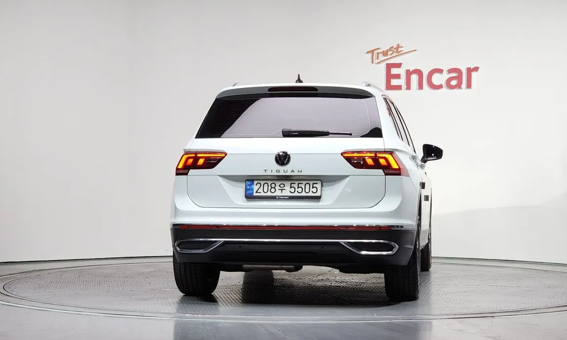 Volkswagen Tiguan — фото 2