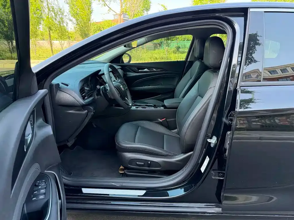 Buick Regal — фото 8