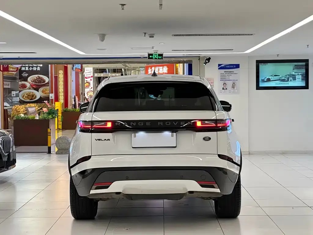Land Rover Velar — фото 6