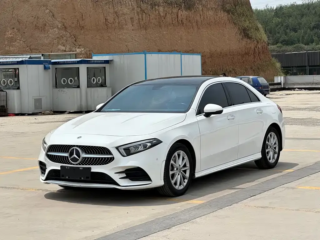 Mercedes-Benz A-Class — фото 1