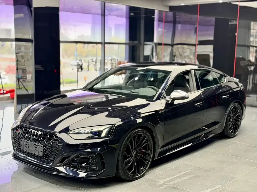 Audi RS 5 — фото 1