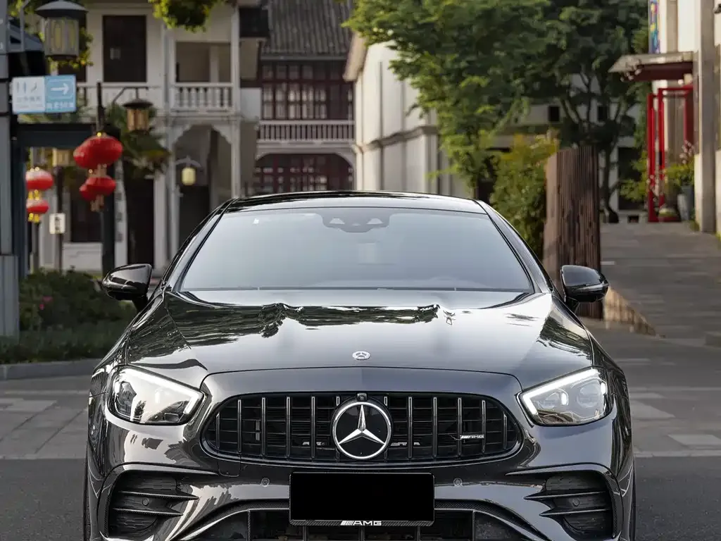 Mercedes-Benz E-Class AMG — фото 3