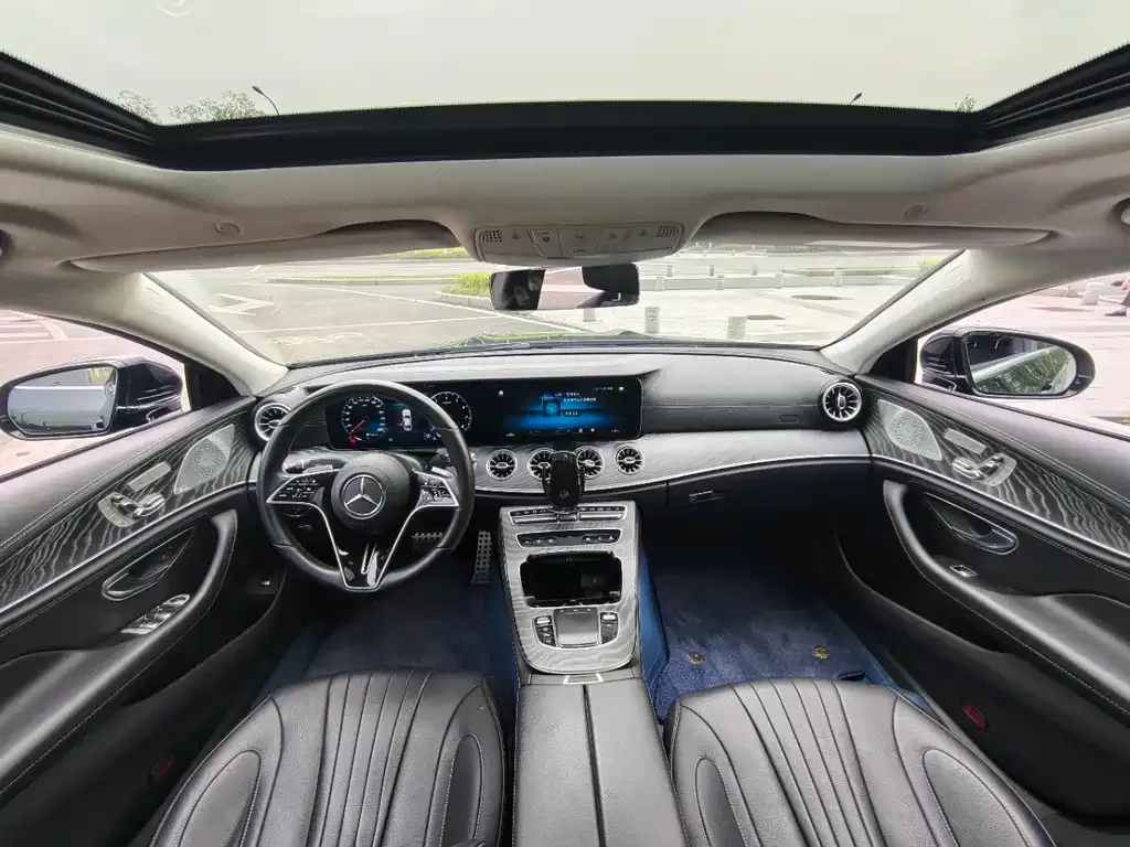 Mercedes-Benz CLS — фото 3
