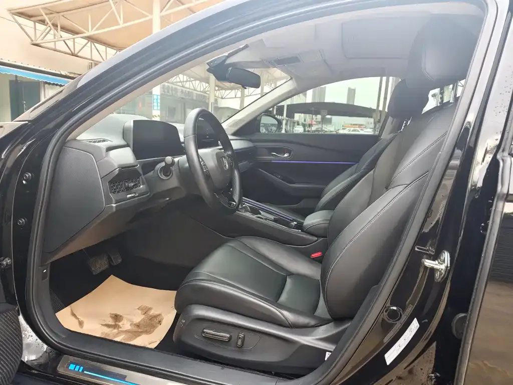 Honda Accord — фото 5