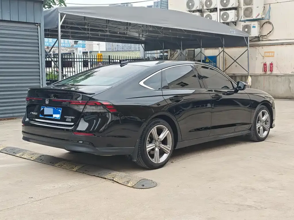 Honda Accord — фото 2