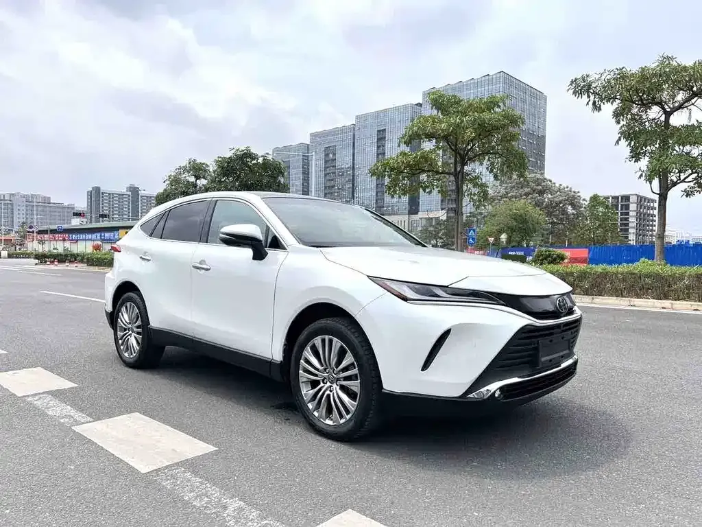 Toyota Harrier — фото 9