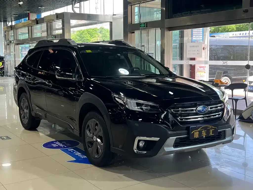 Subaru Outback — фото 7